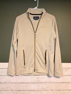 Patagonia R1 Polartec Women’s Medium Power Dry Full-Zip Fleece Jacket Beige